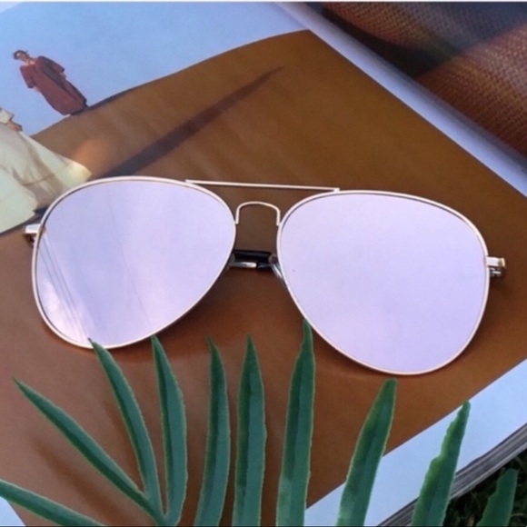 Rose Gold Aviator Sunglasses - Picture 3 of 3